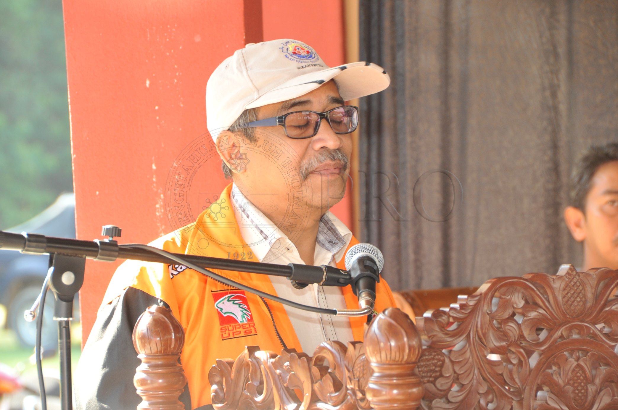 PRO 14 48 KARAS PRO 6589